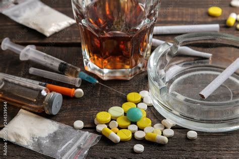 what drugs are similar to alcohol